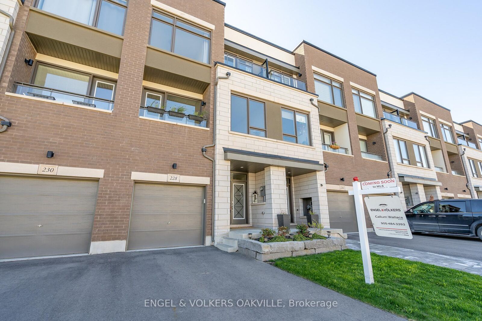 Property Photo: 228 Wheat Boom Drive ON L6H 0P4