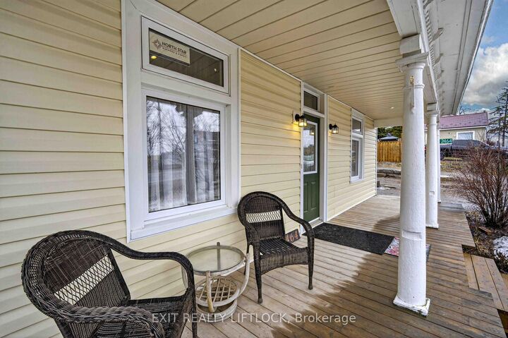 Property Photo: 2464 Queen Mary Street ON L0A 1C0