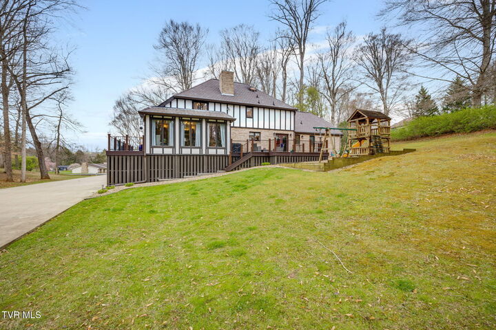 Property Photo:  2506 Beechwood Drive  TN 37643 