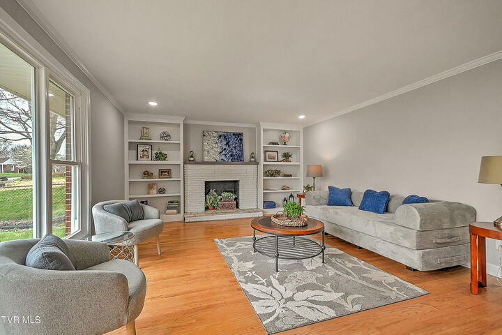 Property Photo:  1002 Lincoln Avenue  TN 37604 