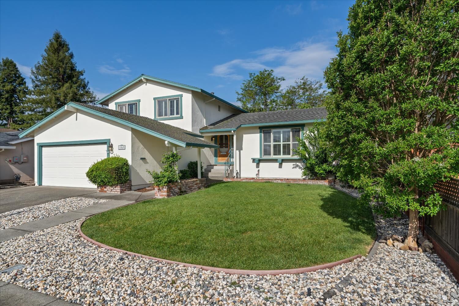 Property Photo:  1569 Trellis Lane  CA 94954 