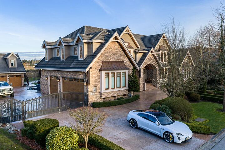 Property Photo: 3472 164A Street BC V3Z 0M1