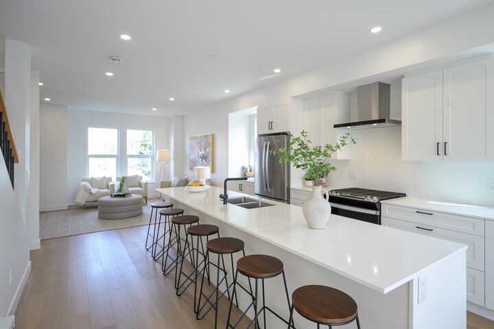 4788 54A Street 1 — photo 1