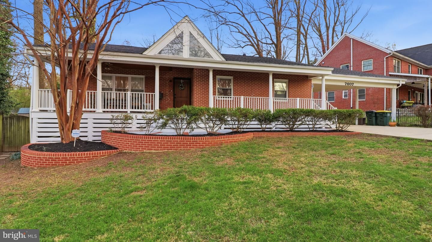 Property Photo:  7607 Burnside Court  VA 22043 