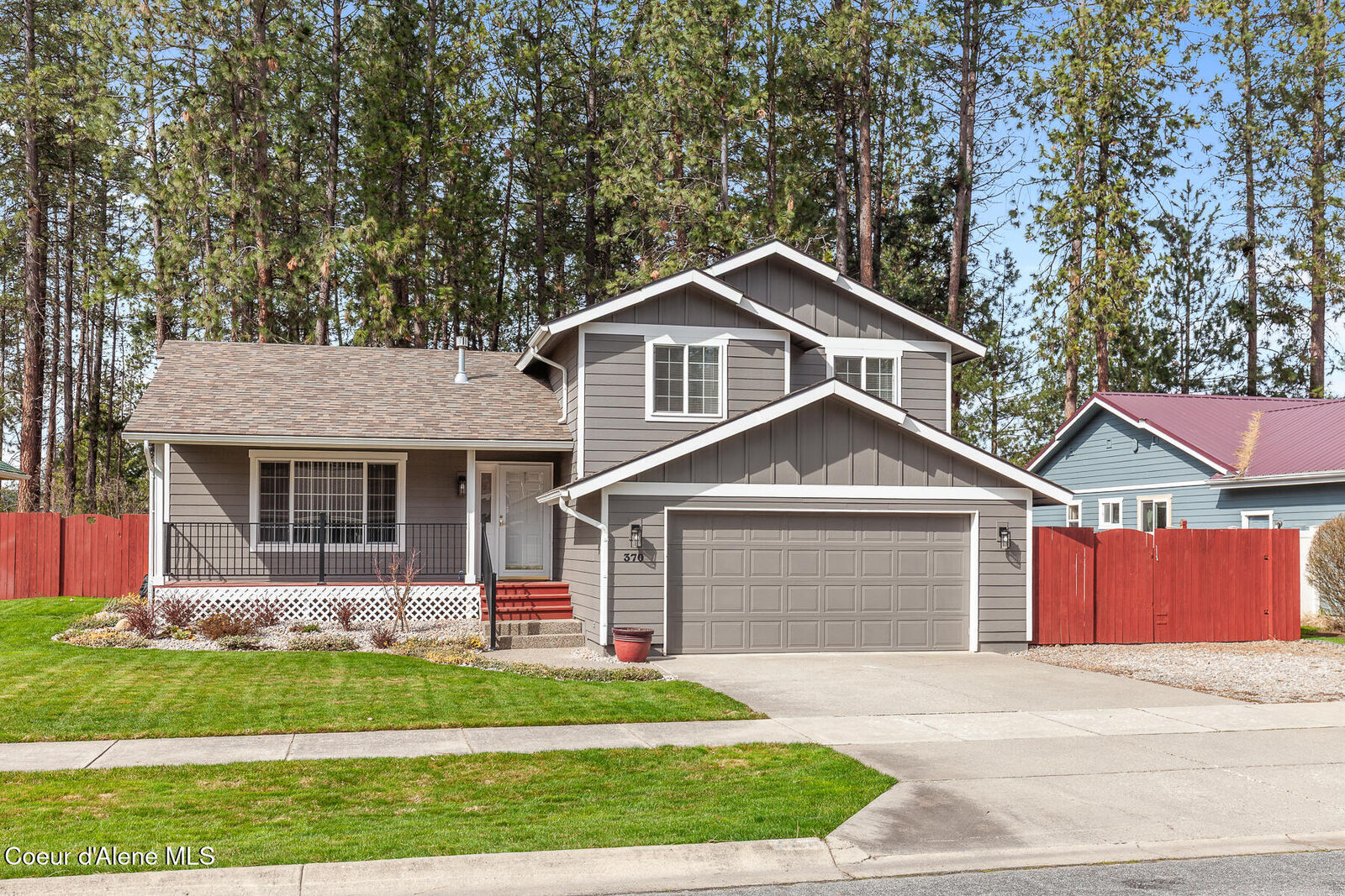 Property Photo:  370 S Glenwood Dr  ID 83854 