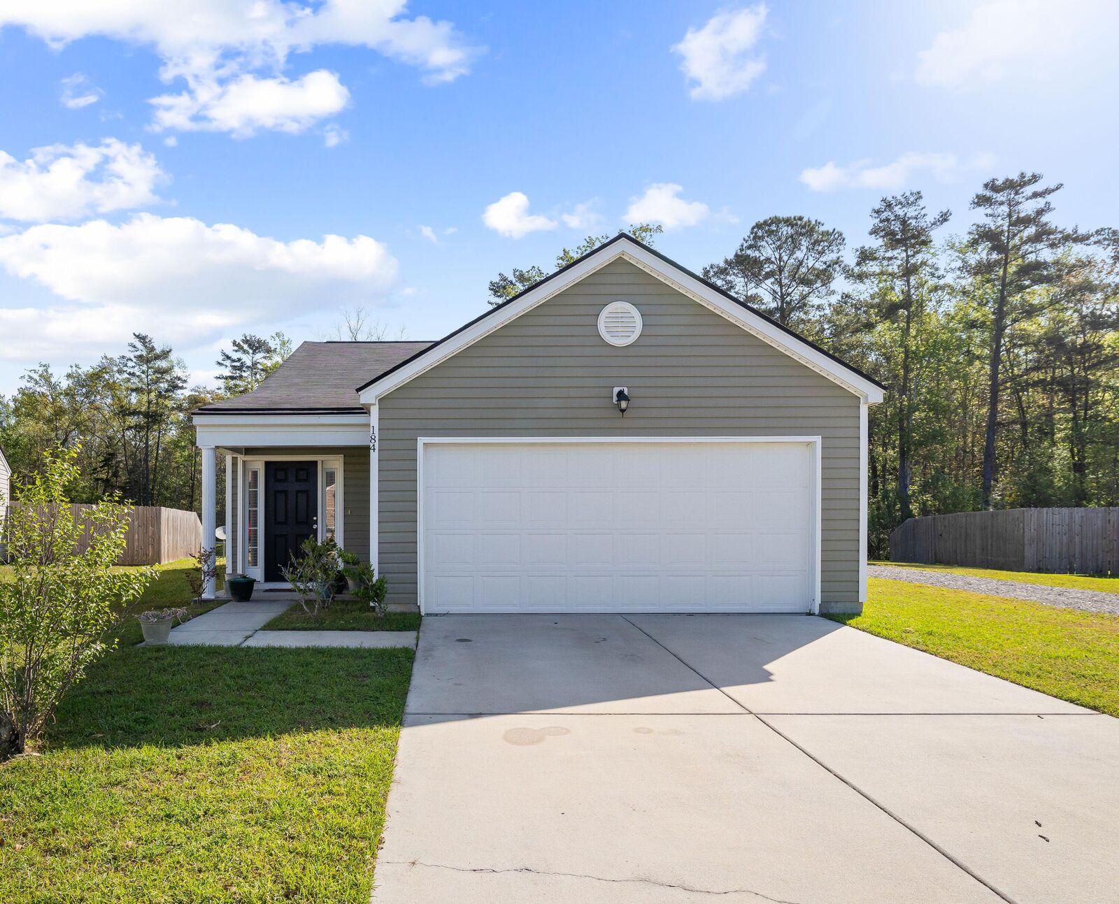 Property Photo: 184 Brittondale Road SC 29485