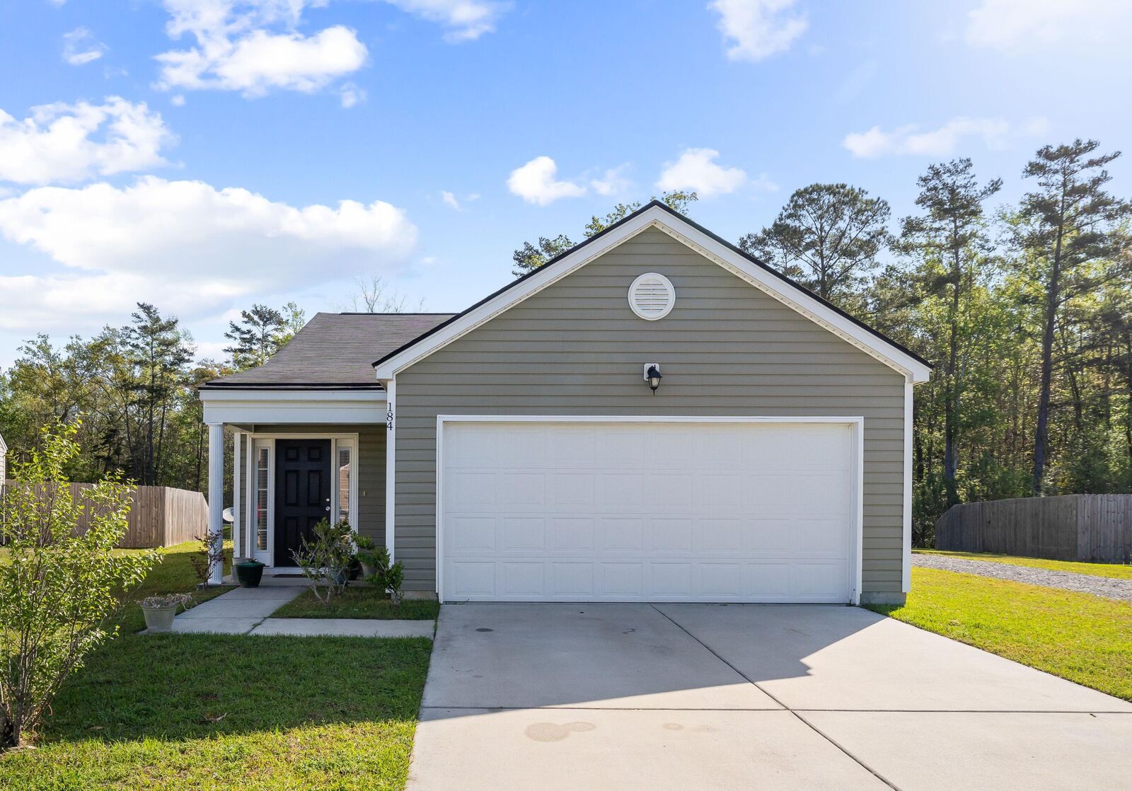 Property Photo:  184 Brittondale Road  SC 29485 