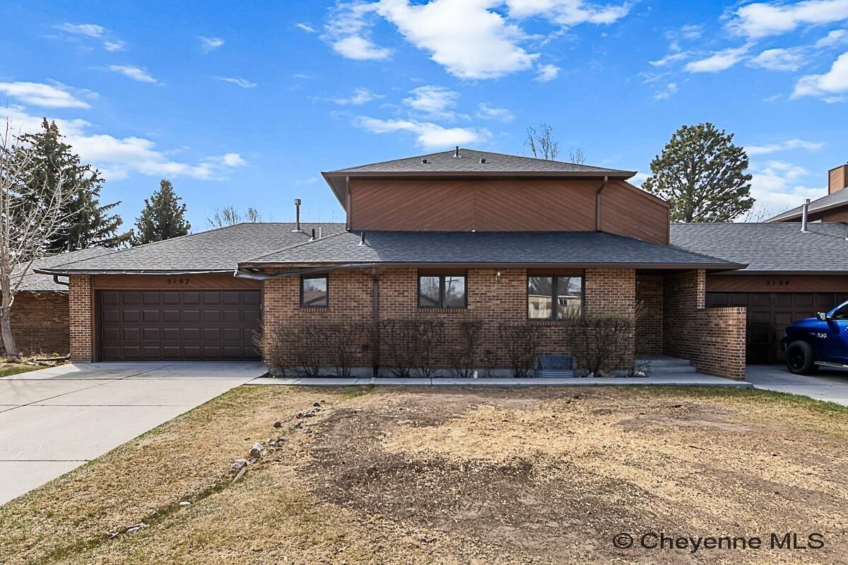 Property Photo: 5102 Syracuse Rd WY 82009