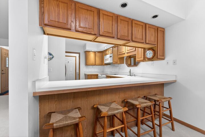 Property Photo:  118 Hanover Court  OH 43015 