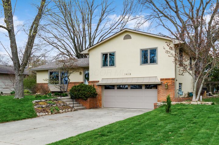 Property Photo:  1418 Northam Road  OH 43221 