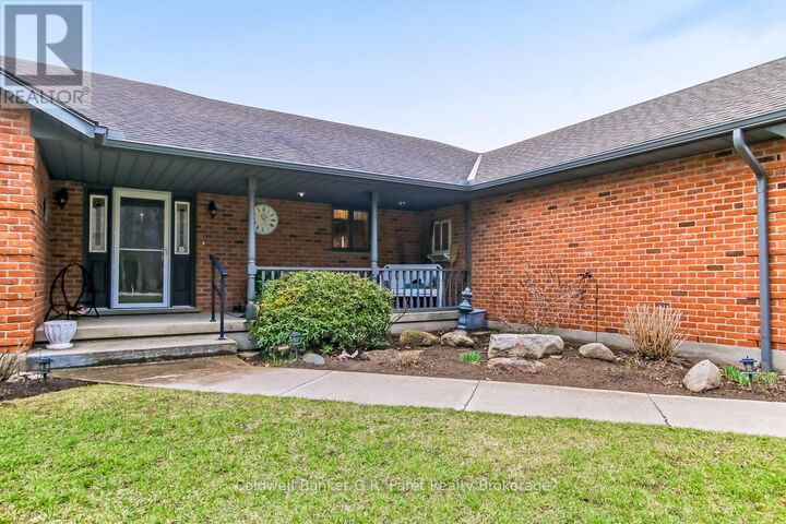 Photo de la propriété: 990 Norfolk County Road 21 Road ON N4B 2W4