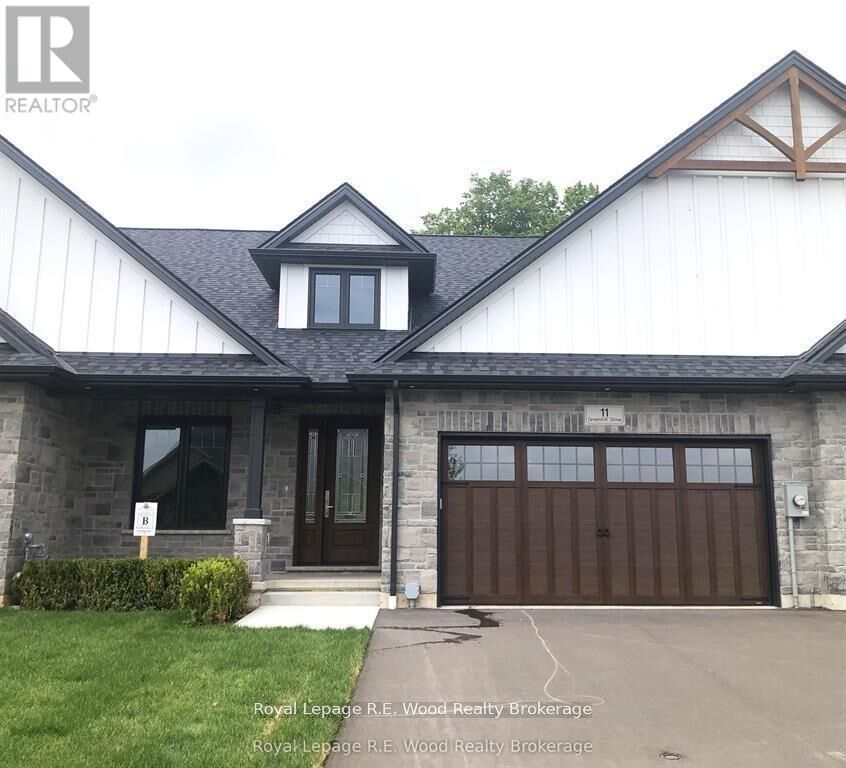 Property Photo: 11 Greenhill Drive ON N4G 0L4