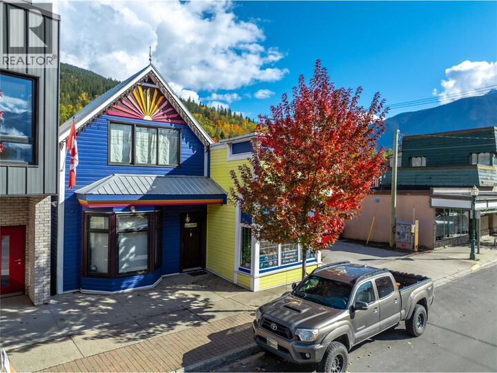 Property Photo: 304 First Street West BC V0E 2S0