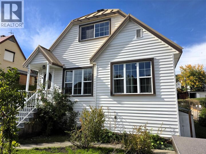 Property Photo:  745 Kipling Street  BC V1R 2A3 