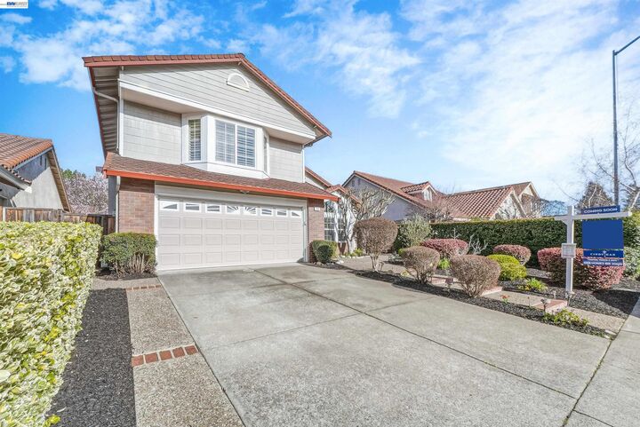 Property Photo:  280 Summerford Cir  CA 94583 