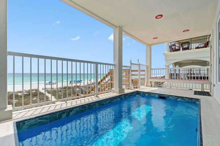 Property Photo: 4736 Ocean Boulevard FL 32541