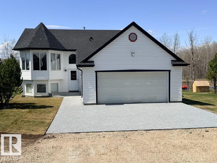 Property Photo:  49132 Range Road 70  AB T7A 1R5 
