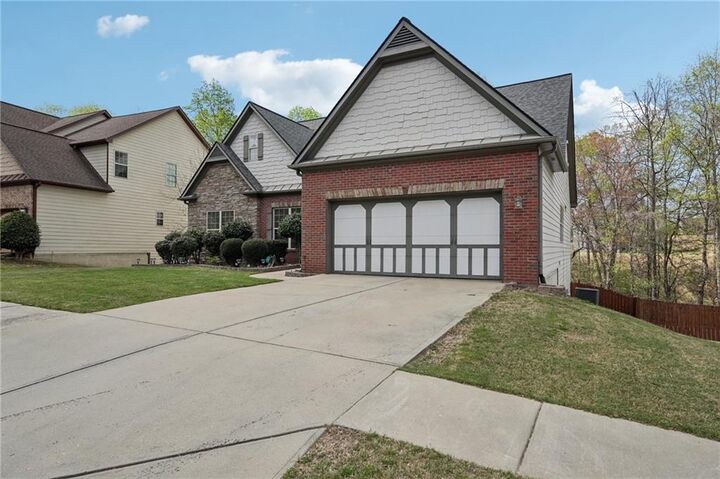 Property Photo: 1330 Primrose Park Road GA 30518
