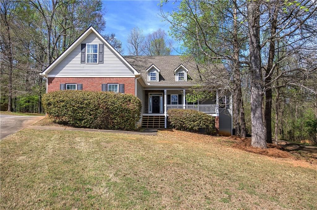Property Photo:  10 Carriage Lane NW  GA 30120 