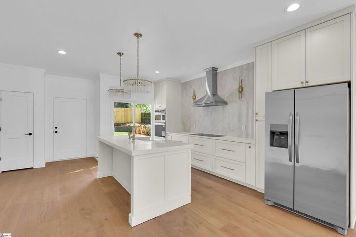 Property Photo:  119 Maco Street  SC 29607 