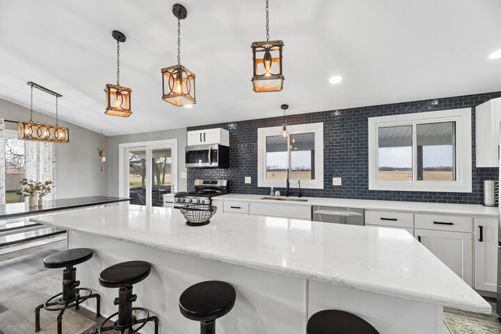 Property Photo: 5225 W 1000 IN 46382