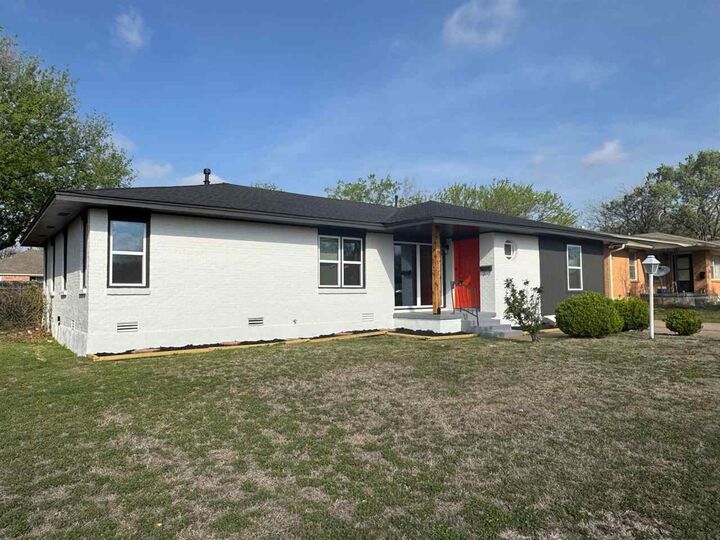 Property Photo:  1630 NW 27th St  OK 73505 