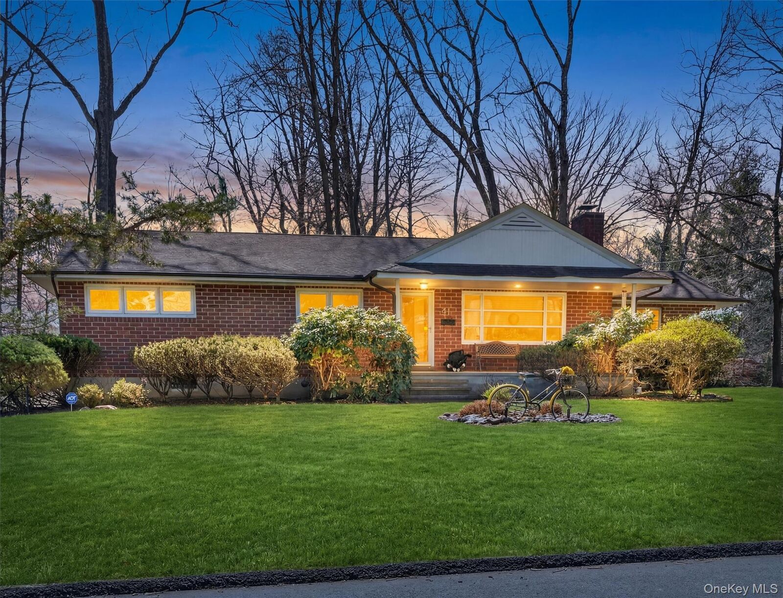 Property Photo:  31 Sharon Drive  NY 10956 