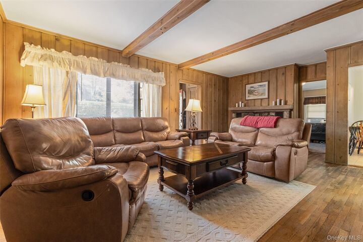 Property Photo:  16 Hillside Terrace  NY 10541 