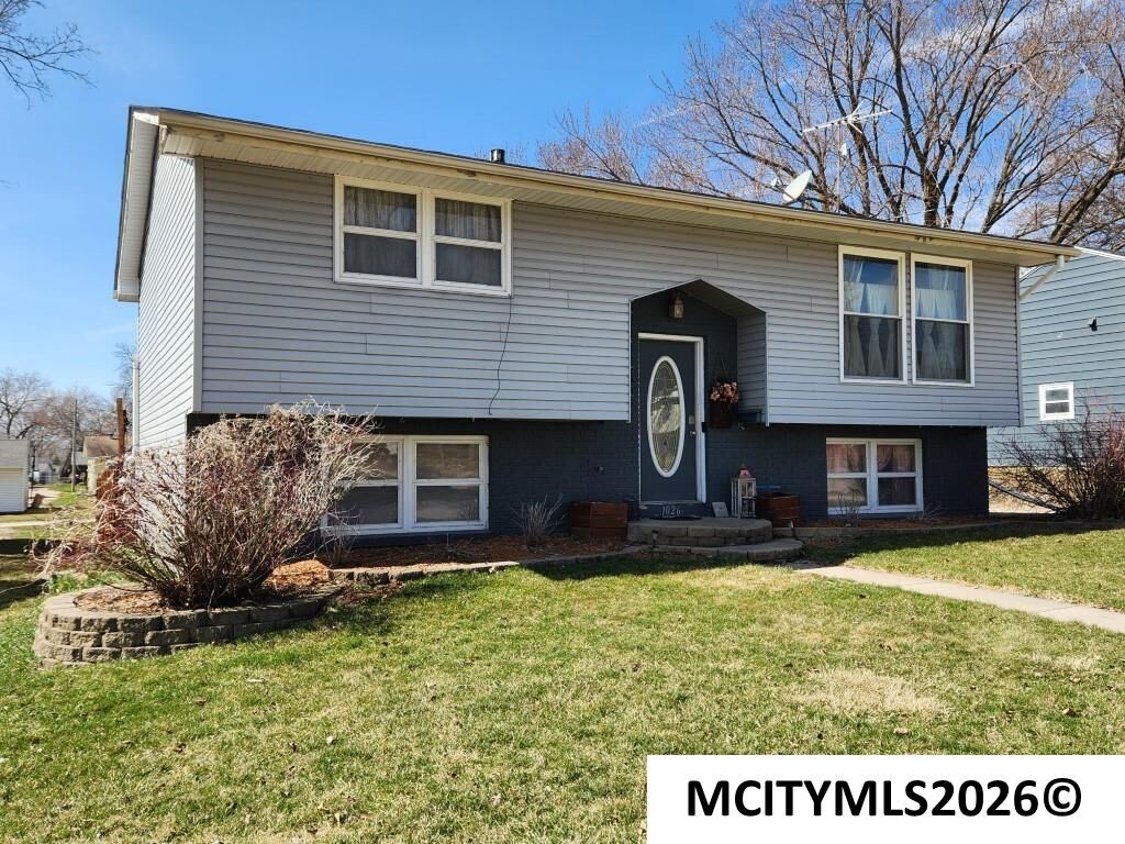 Property Photo:  1026 N Polk  IA 50401 