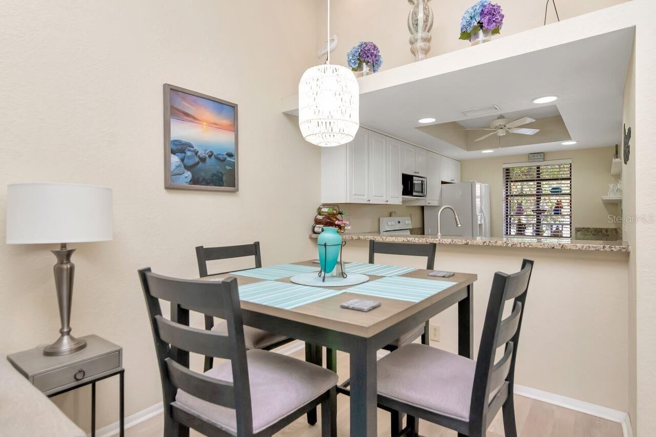 Property Photo:  11511 113th Street 13F  FL 33778 