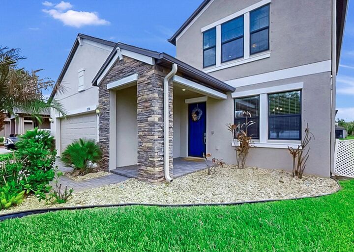 Property Photo: 13256 Wildflower Meadow Drive FL 33579