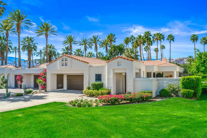 Property Photo:  44985 Olympic Court  CA 92210 
