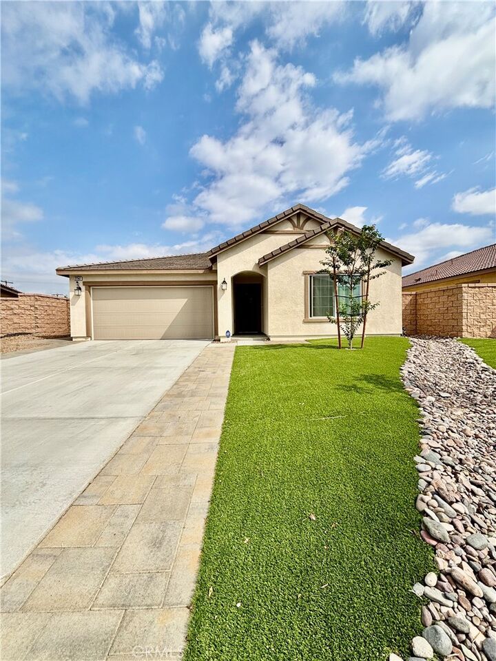 Property Photo:  22542 Cloud Meadow  CA 92567 