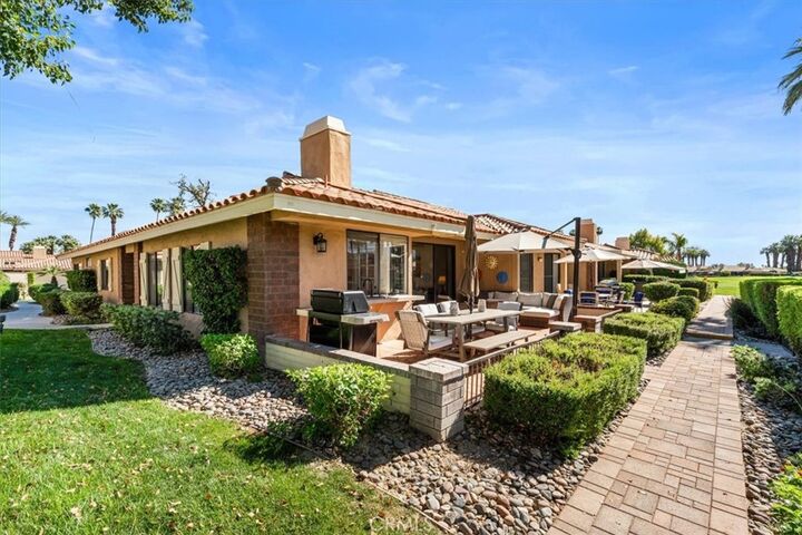 Property Photo:  255 Calle Del Verano  CA 92260 