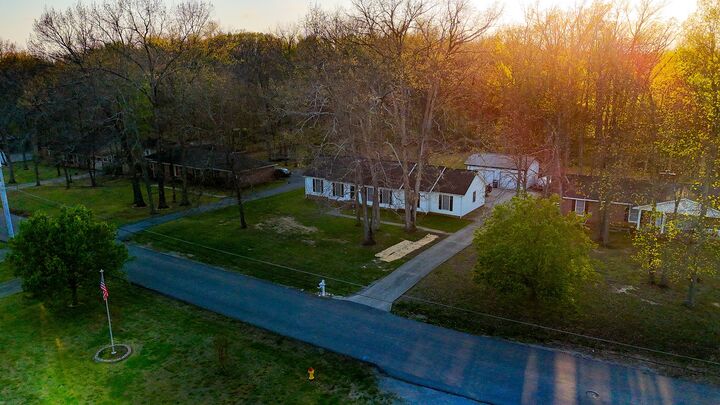 Property Photo: 331 Hilltop Dr TN 37160