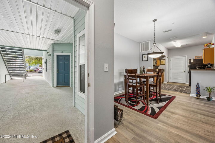 Property Photo:  8215 Green Parrot Road 106  FL 32256 