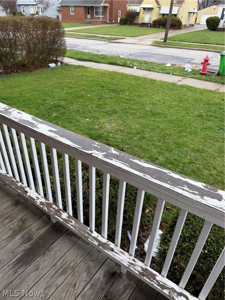 Property Photo:  654 E 240 Street  OH 44123 