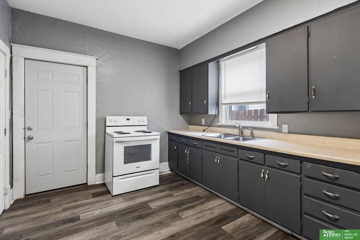 Property Photo:  2123 Washington Street  NE 68008 