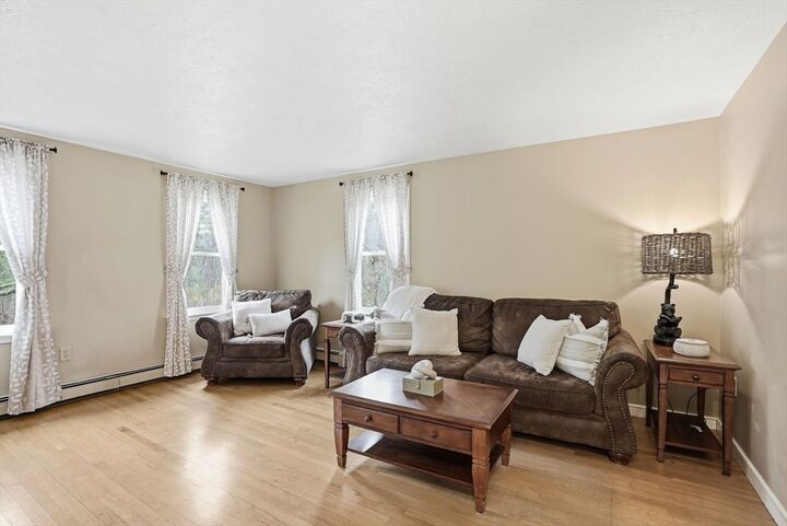 Property Photo: 17 Oak St MA 02367