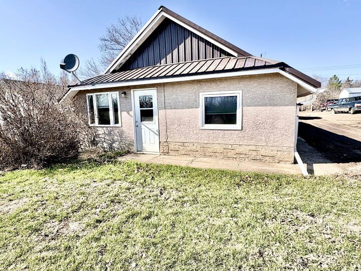 Property Photo: 110 1 Avenue W AB T0J 0A0