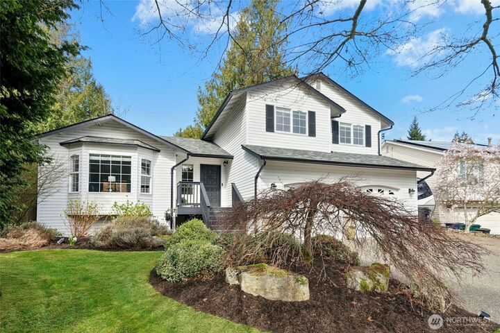 Property Photo:  2413  101st Street SE  WA 98208 