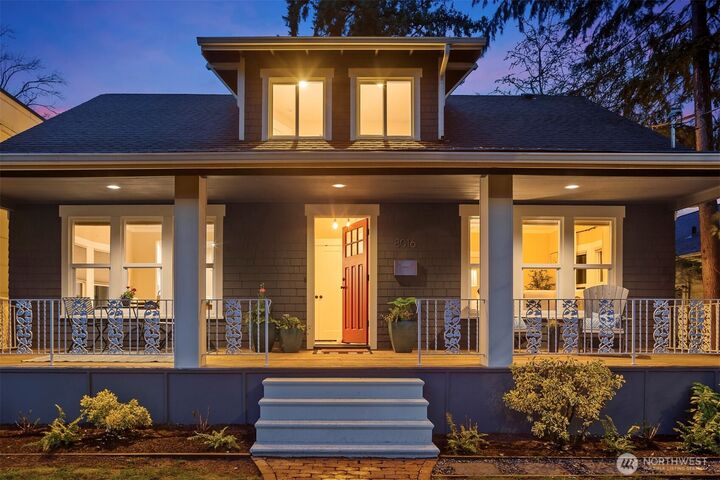 Property Photo:  8016  17th Avenue NE  WA 98115 