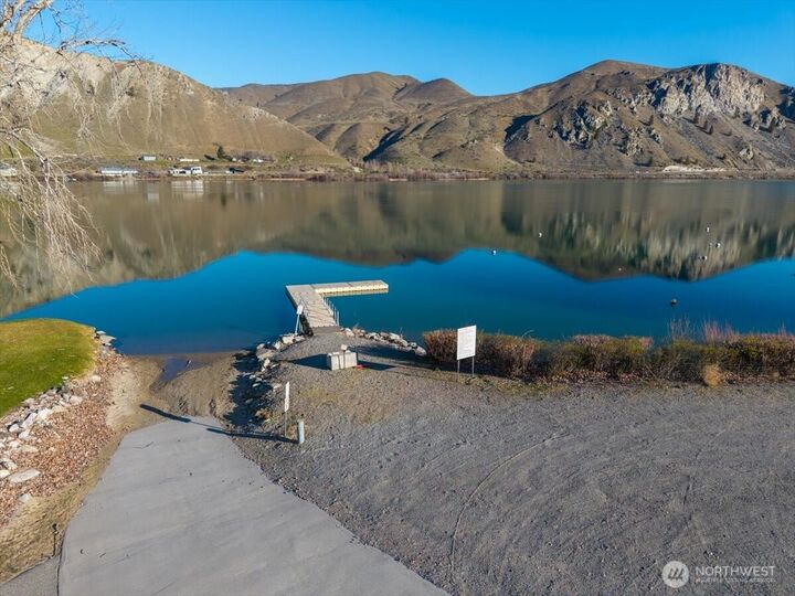 Property Photo:  204  Willow View Drive  WA 98843 