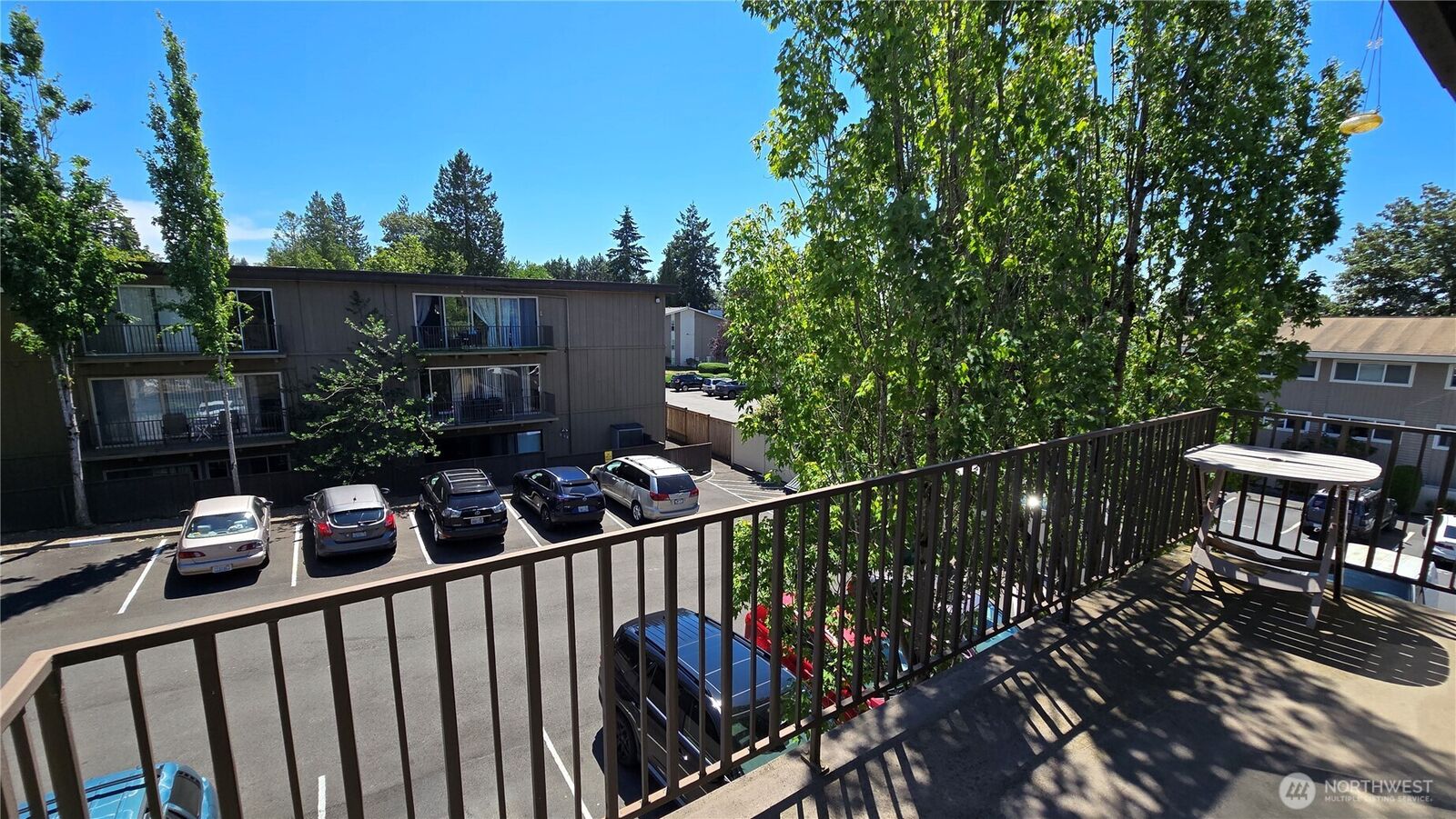Property Photo:  11010 NE 68th Street 627  WA 98033 