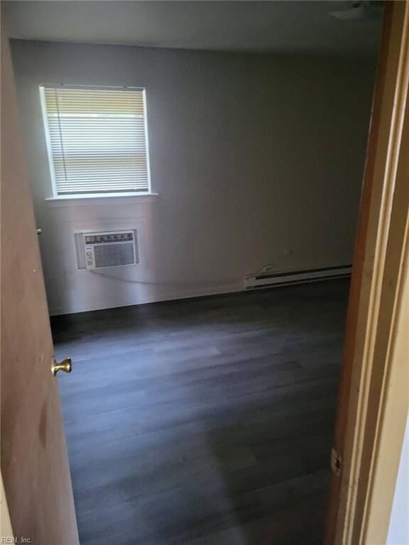 Property Photo:  175 Dupre Ave B  VA 23503 