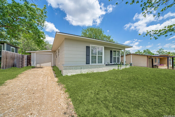 Property Photo:  423 Karen Ln  TX 78209 