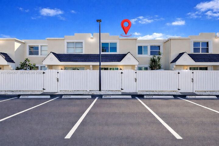 Property Photo:  6840 SW 45th Ln 5  FL 33155 
