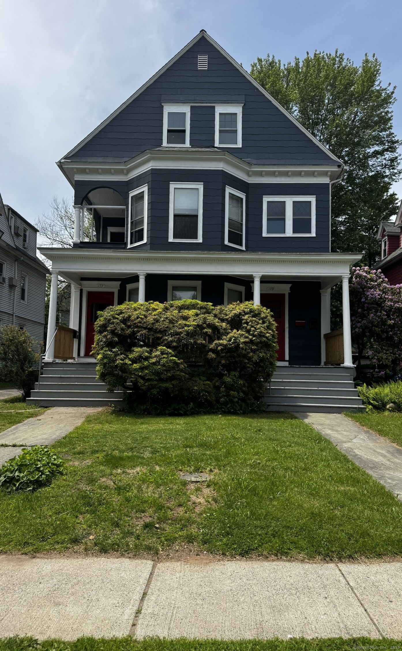 Property Photo:  177 Sisson Avenue  CT 06106 