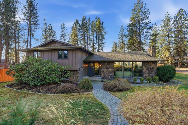 Property Photo:  1504 E 64th Ave  WA 99223 