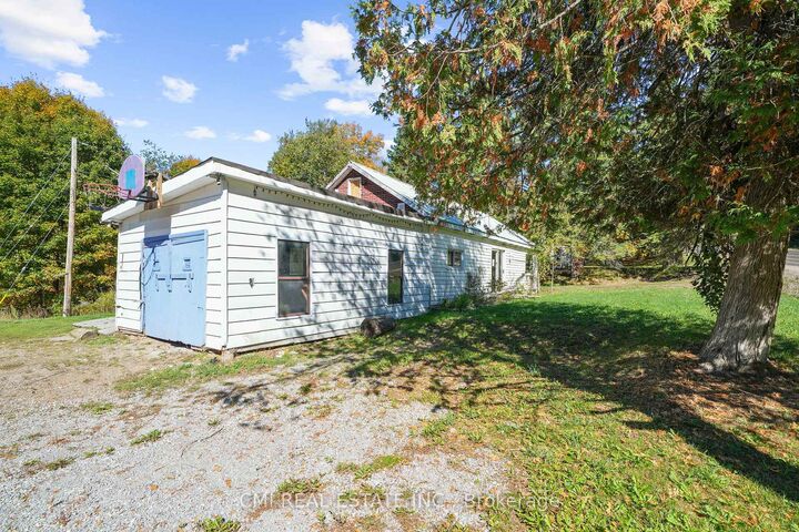 Property Photo: 1093 South Lake Road ON K0M 2K0